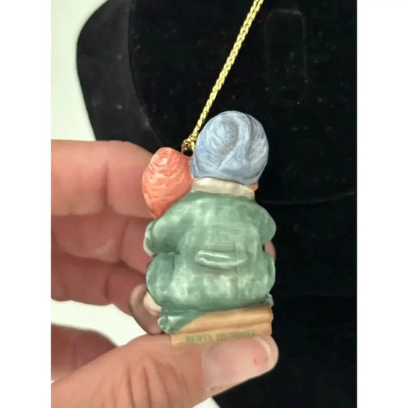 Berta Hummel Goebel 2003 "Away We Go" Christmas Ornament - Picture 5 of 6